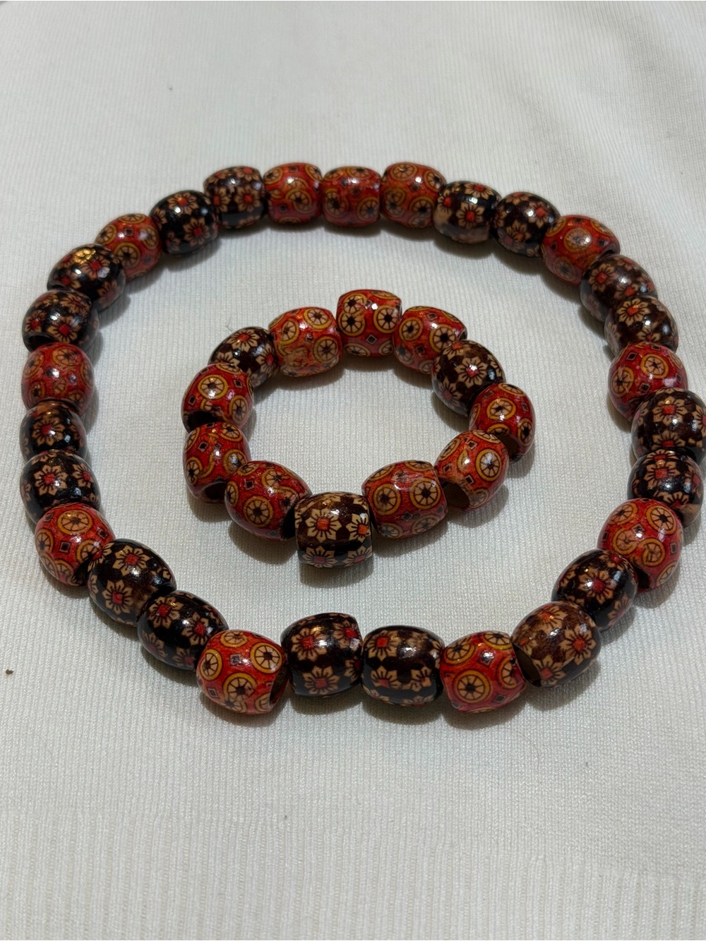 Handcrafted Red and Brown Floral Bead Necklace & Bracelet Set Made of wood.